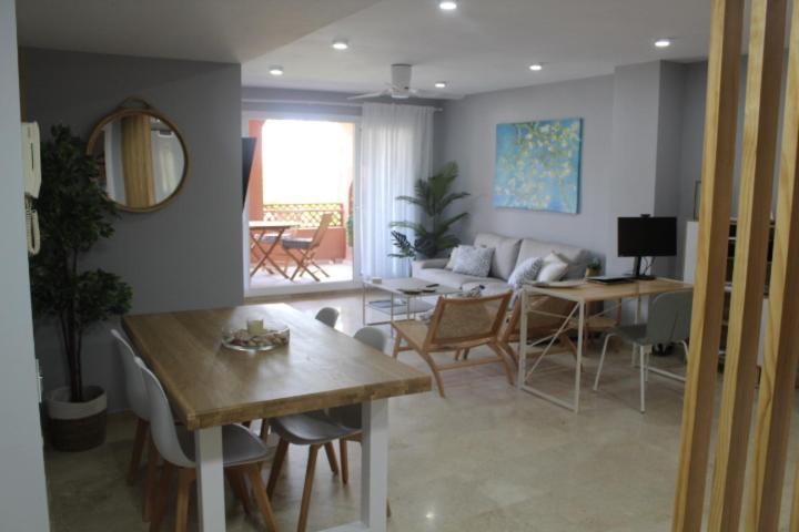 Sotogrande Paseo Del Mar - 10 Steps Away From The Beach سان روكي المظهر الخارجي الصورة